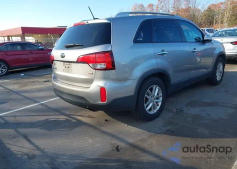 2015 Kia Sorento Lx из США, поврежденный, VIN 5XYKTCA66FG652368